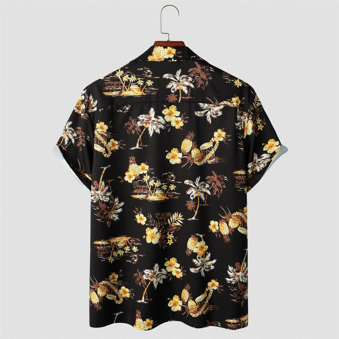 Camisa Manga Curta Preta Estampa Flores Amarelas